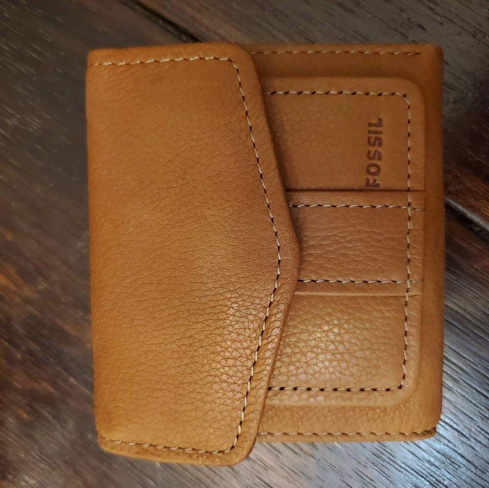 Fossil wallet
